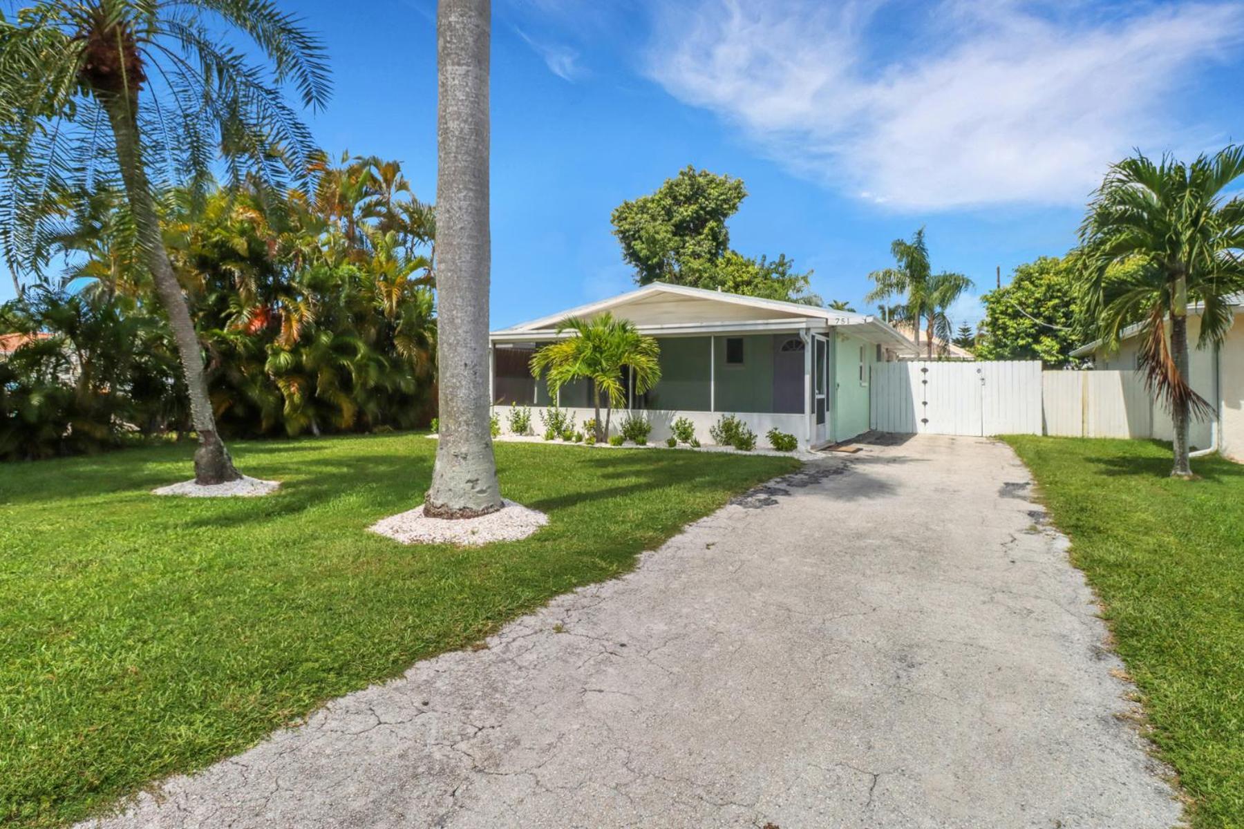 Little Beach House W/ Pool&Spa - 5 Minutes To Vanderbilt Beach North North Naples Exterior foto